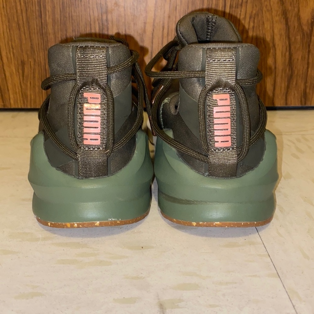 Puma: Army Green Puma Fierce VR Ropes Women Training Sneakers Size 6 Women - Picture 3 of 7